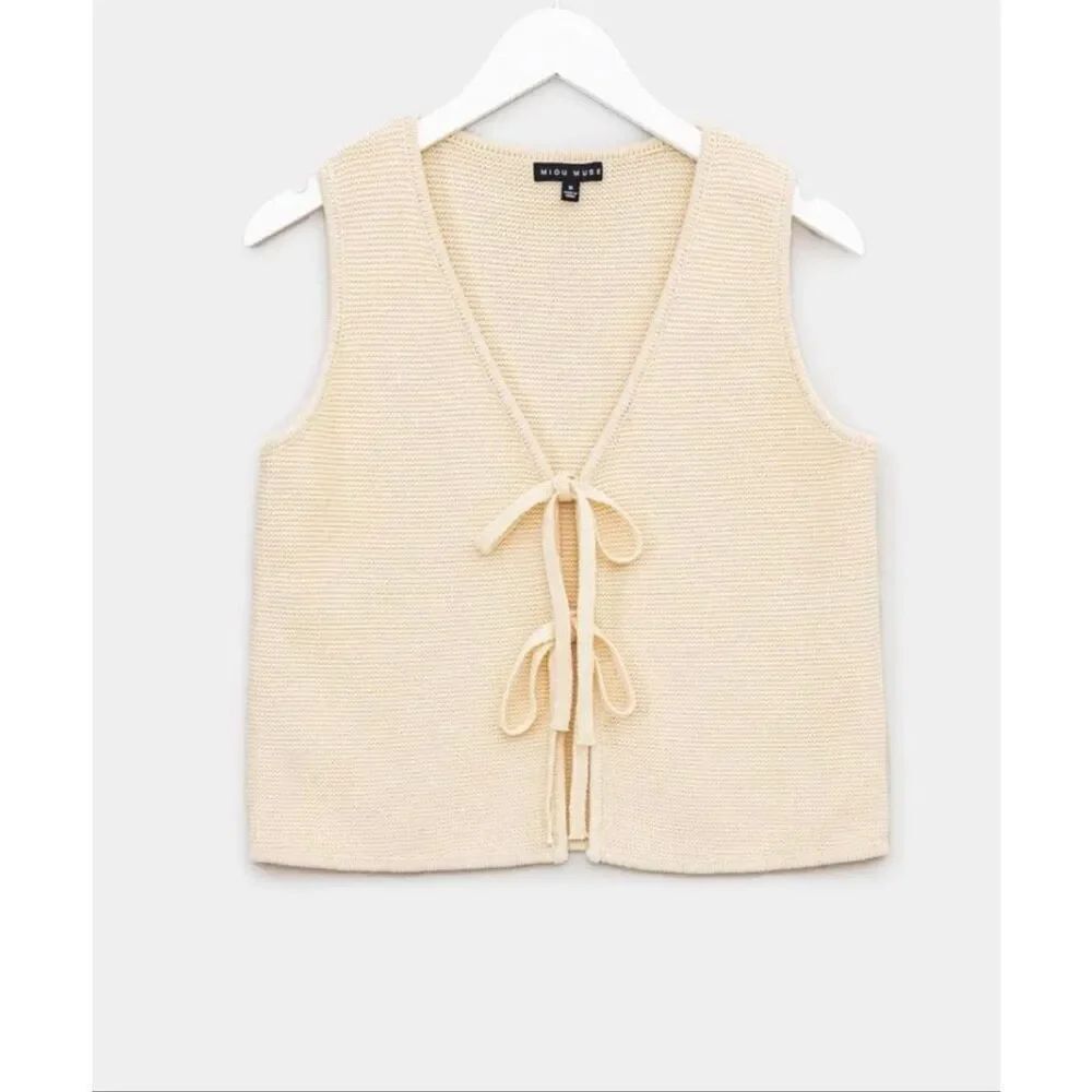 NWT Miou Muse knotted tie front vest, Med $98 F34